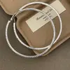Brincos de Argola com Diamantes Brilhantes de Alta Qualidade Criativos Simples Argolas de Orelha Modernos Temperamento Argolas de Orelha de Luxo Leve Design Personalizado Acessórios de Brinco Exquisitos para Mulheres