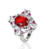 Set de Tres Piezas de Color Rubí Simulado para Venta Caliente Transfronteriza, Pendientes de Lujo Ligero, Collar para Mujer, Anillo, Set de Temperamento Elegante