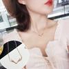 Collar de trébol de cuatro hojas de oro rosa de 18 quilates de moda japonesa y coreana, cadena de clavícula sencilla para mujer, accesorios de decoración de acero de titanio, colgante