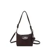 Bolso de hombro retro de gamuza estilo coreano 2026 nuevo, bolso cruzado simple, pequeño y moderno, que irradia elegancia