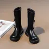Botas Longas Versáteis da Moda para Meninas 2026 Outono/Inverno Novas Botas de Couro Estilosas com Laço de Princesa Botas Martin Tendência