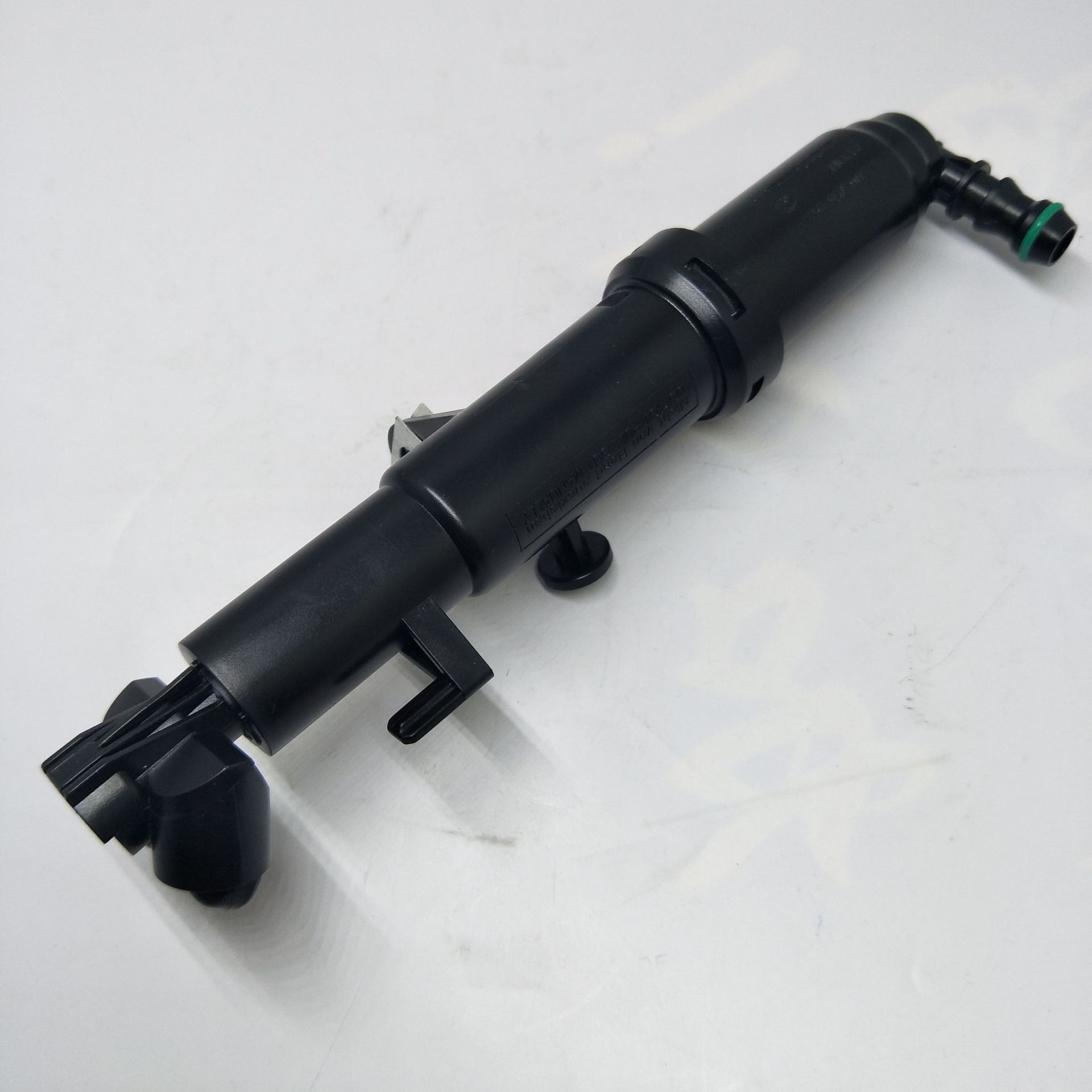 10532490303_577456674