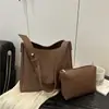 Bolso tote de gran capacidad para el día a día, nuevo bolso de mano de moda verano 2026 para madre e hija, bolso cubo versátil para llevar al hombro y debajo del brazo