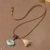 Cordón de Lanyard Tejido Asimétrico Hecho a Mano con Cordón de Cera para Mujeres Colgante Dorado Jade Esmeralda Cordón para Collar Colgante Retro