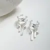 Ear Cuff de Lazo de Ballet Diseño de Nicho Metal Mate Femenino Elegante Simple Versátil Pendientes sin Perforación