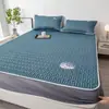 Nuevo Juego de Tres Piezas de Mat de Látex de Seda Helada de Verano, Gorro de Cama Lavable, Esterilla de Cama de Verano, Colcha Estampada para el Hogar