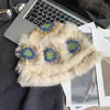 Chapéu de tricô de pelo de coelho para mulheres, fofo e quente para outono e inverno, apresentando um design tradicional de dança do leão chinês, feito à mão e projetado para fazer o rosto parecer menor, com um motivo de cabeça de tigre.
