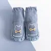 Primavera e outono novo bebê dos desenhos animados bebê criança sapatos meias tubo médio antiderrapante sapatos de sola macia crianças meias de chão 0-1-3 anos de idade