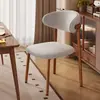 Mesa y sillas de comedor nórdicas, silla de respaldo de lujo ligero de restaurante informal de moda en internet, silla de comedor con forma de cuerno, silla simple moderna para el hogar y el hotel