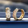 Pendientes de Diseño de Cinturón de Cuero Tachonado Dorado Champagne Personalizados Transfronterizos Europeos y Americanos Dulces Geniales Hip-Hop de Moda Material de Cobre Estilo Irregular