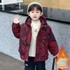 Chaqueta Abrigo con Capucha para Niños Estilo Ropa de Trabajo para Exteriores Espesa con Felpa Adicional, Resistente al Viento, Marca de Moda, Chaqueta Superior Casual Versátil