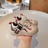 Zapatos deportivos para niños y niñas, nuevos zapatos transpirables para primavera y otoño 2026, zapatos de malla antideslizantes, zapatos casuales de senderismo de suela blanda