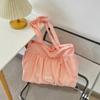 5291 correa de hombro con hebilla plisada Corea del Sur ins bolso de hombro diseño estilo occidental bolso de lona para mujer bolso de compras para el día a día