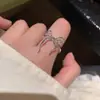Anillo liso para mujer, moderno y único, diseño de nicho, lujo ligero, simple y exquisito, juego de tres piezas, anillo ajustable, elegante