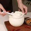 Pote de Cerâmica Espesso Isolado Estilo Creme para Banha com Alças, Recipiente de Banha Resistente a Altas Temperaturas com Tampa e Filtro para Uso Doméstico