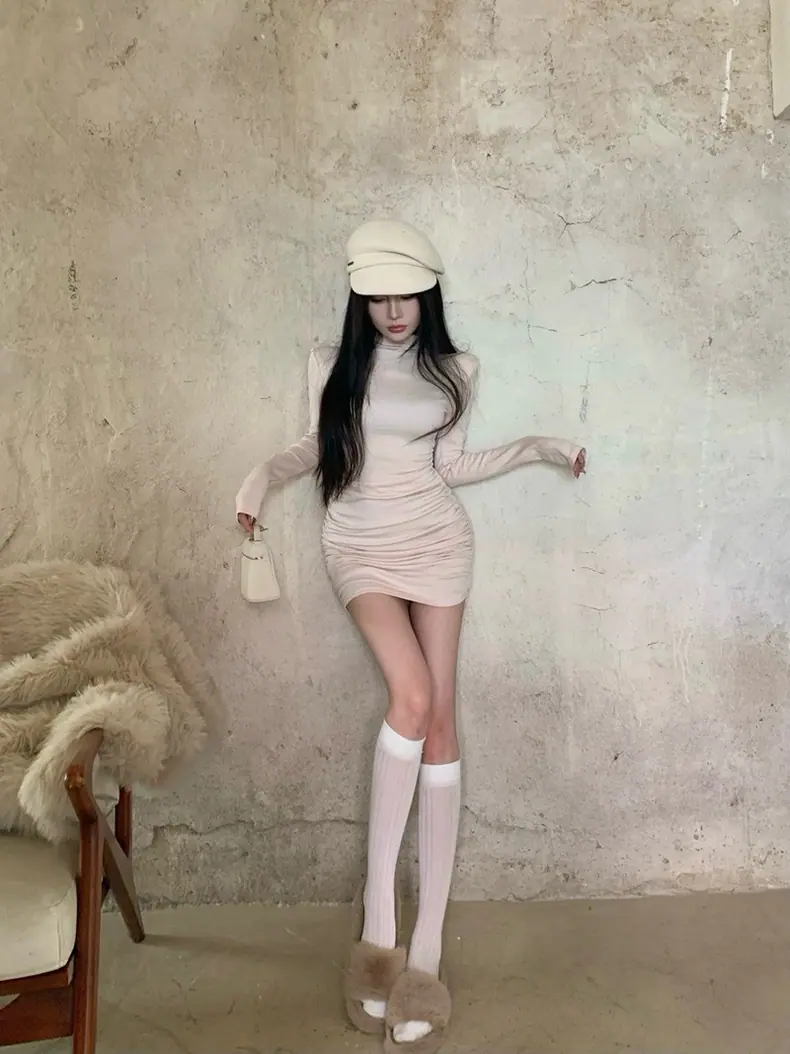 商品详情图_辣妹半高领长袖连衣裙女秋冬季修身包臀裙内搭打底裙