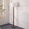 Objeto inusual lámpara de pie de hierro simple sala de estar dormitorio mesita de noche lámpara de mesa de pie iluminación decorativa tela