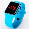 Relojes Electrónicos al por Mayor para Venta Caliente Moda Cuadrado LED Esfera para Estudiantes Hombres y Mujeres Simple Elegante Creativo