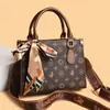 Bolsa Tote Pequena Estampada de Letras de Luxo para Mulheres 2026 Novo Estilo Monograma Luxo Leve Estilo Coreano Elegante Bolsa de Ombro Transversal