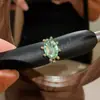 Anillo Geométrico Abierto de Pedrería de Colores Transfronterizo Europeo y Americano Moda Lujo Ligero Sensación de Alta Gama Anillo para Dedo Índice Anillo Versátil para el Viaje