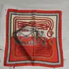 Lenço quadrado estampado de leopardo lenço feminino coreano de seda versátil lenço de cabelo lenço retro flor de caju lenço quadrado pequeno atacado