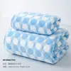 Toalla de Terciopelo Coral, Absorbente, No Suelta Pelusa, Suave y Gruesa, Toalla Facial para Adultos, Toalla para el Hogar, Juego de Toallas de Baño, Juego de Dos Piezas