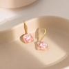 Pendientes de Rosa Rosa para Mujer Diseño de Nicho Sentido de la Moda Lujo Ligero Temperamento Alto Camelia Francesa Moda Pendientes Versátiles