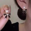 Pendientes de lazo negro de alta gama, sencillos, ligeros y de lujo, estilo frío, con temperamento femenino, pendientes retro Joker, venta al por mayor