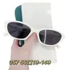 P1357 Gafas de Sol Cat-Eye Europeas y Americanas Transfronterizas Montura Pequeña Gama Alta Sombrilla Anti-UV Tendencia de Moda para Mujer Disparo Callejero