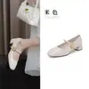 Zapatos Rojos de Estilo Francés para Mujer, Nuevo Modelo Otoño 2025, Zapatos Mary Jane Pequeños de Piel con una Sola Correa, Tacón Medio, Adecuados para Combinar con Vestidos, Zapatos de Noche