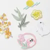 Yaxiu Nuevas Pegatinas de Tela Pequeñas de Animales Parche Bordado para Computadora Pegatinas Conejo Flores Luna Pegatinas Decorativas para Ropa Bolsa