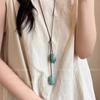 Nuevo collar de acero de titanio con perlas de estilo nacional retro chino para mujer, cadena de clavícula de mariposa de alto sentido Joker, accesorios al por mayor