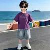 Conjunto de camisetas de manga corta para niños atuendo de verano 2026 nueva camiseta versátil casual de verano para niños ropa de verano