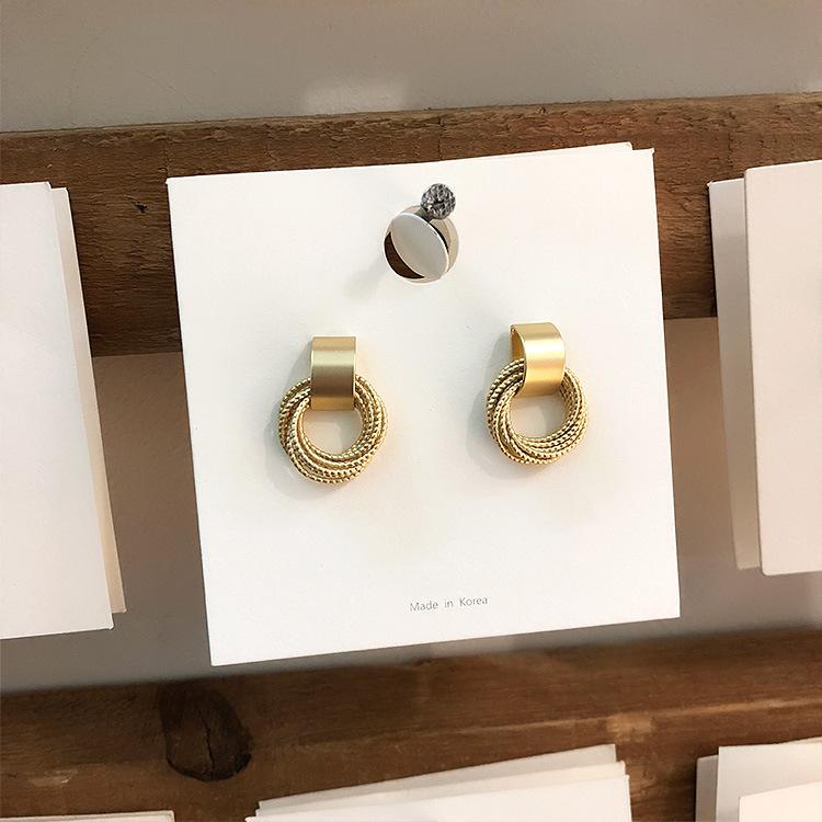 9800418895_476452910