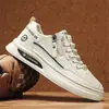 Zapatos blancos para hombre para deportes al aire libre y para ir al trabajo, zapatos casuales, nuevos zapatos de moda de otoño versátiles con panel de cuero para hombre