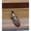 Sapatos Rasos Vazados Retrô para Mulheres, Verão 2026 Sapatos Casuais Respiráveis de Vovó com Tira Única e Bico Arredondado Sapatos Mary Jane