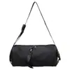 Bolso cruzado deportivo minimalista y versátil nuevo para parejas, adecuado tanto para hombres como para mujeres; bolsa cilíndrica de viaje a la moda; bolso bandolera ligero y casual