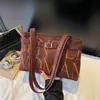 Bolsa Tote de Camurça com Letras Personalizadas, Simples Elegante, para o Dia a Dia da Mulher, Bolsa de Ombro Fashion e Estilosa, Grande Capacidade