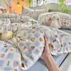 Conjunto de Quatro Peças de Gaze Aeróbica Dupla Camada 100% Algodão Grau A Materno e Infantil Cobertor de Gaze de Algodão Puro Lençol de Cama Conjunto de Três Peças para Dormitório Estudantil