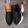Zapatos de moda transfronterizos europeos y americanos, tejido fly-knit 2026 comercio exterior verano ropa de exterior, bloques de color casual cómodos para mujer al por mayor talla grande
