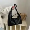 Celebridade da Internet Retro Simples Feminina Verão 2026 Nova Moda Casual Transversal Tecida Bolsa de Ombro Único Axila Pequena Quadrada