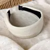 Diadema ancha de cuero PU estilo coreano, estilo retro Melard, cómoda de llevar, adecuada tanto para salidas casuales como para ir al trabajo, un accesorio de moda para mujeres