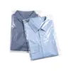 Sacos auto-adesivos de PE feitos sob medida para roupas e acessórios; fabricantes oferecem impressão de logotipo personalizada e sacos de embalagem transparentes