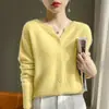 Suéter Cardigan de Cashmere Pequeno com Decote V Novo para Primavera e Outono Top Curto Feminino Casaco de Tricô Outono e Inverno Manga Longa Versátil