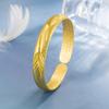 Pulseira Nova de Folha de Ouro 2023 Pulseira de Ouro Textura de Folha Luxo Leve Moda Clássica Joias de Temperamento para Mulheres