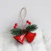 Colgante decorativo de campana de Navidad, doble campana de arte de hierro con piñas y bayas rojas, arreglo de escena para árbol de Navidad, adorno colgante para el hogar en vacaciones