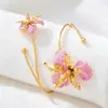 Pulsera Abierta de Flor Plegada con Goteo de Aceite Estilo Metal Europeo y Americano, Pulsera Elegante de Gama Alta Nicho, Accesorio de Mano Exagerado con Personalidad