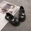Sapatos Mary Jane de Couro para Meninas, Novos Sapatos Doces de Princesa para Outono, Mocassins Infantis com Velcro e Sola Macia, Sapatos Pretos para Performance