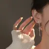 Pendientes de borla de estrella irregular y ear cuffs para mujer, diseño de nicho estilo ins, pendientes de moda y elegantes, accesorios al por mayor