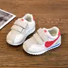 Zapatillas Deportivas para Niños 2026 Nuevos Modelos Primavera y Otoño Zapatos para Niños Zapatillas de Correr para Niñas Suela Blanda Casual Zapatos para Bebé con Estilo